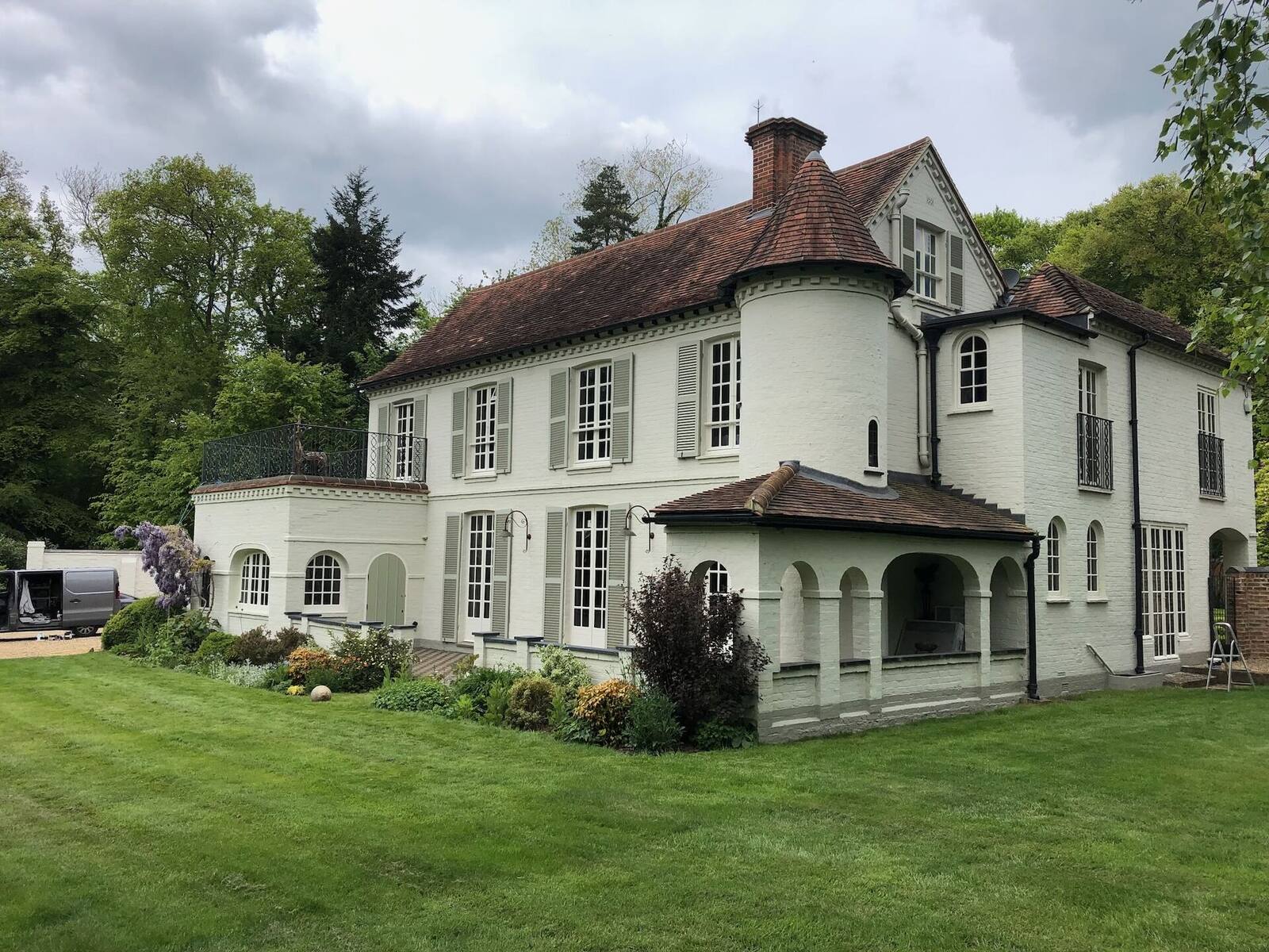 Exterior decoration project by Brierty Decoration